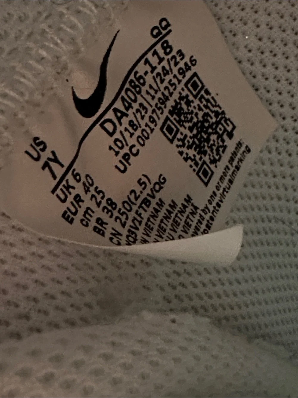 Nike Women's White High-Top Sneakers Shoes Size 7 Tie Lace Up